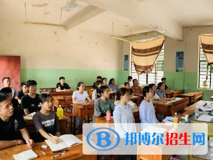 老挝语专业好吗?(老挝语专业)