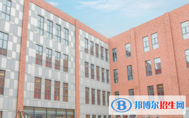 上海德闳学校高中部靠谱吗