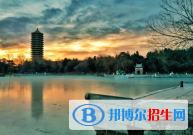 中国大学经济学专业排名（2022研究型）
