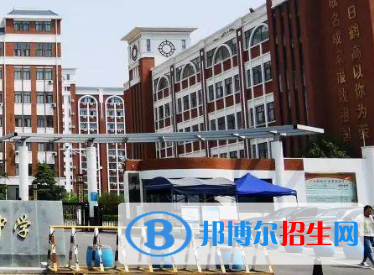 鹤壁市鹤高中学、清华园实验学校2022年分数线是多少?(2023参考)