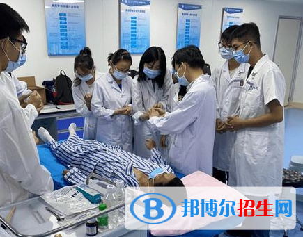 护理专业好吗?(护理专业)