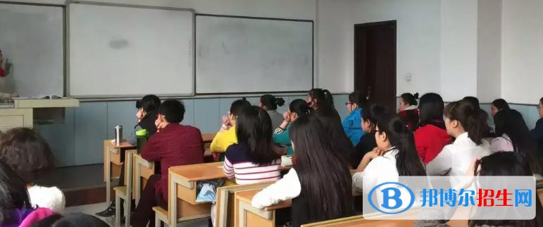 重庆2023年上中专学校需要什么条件