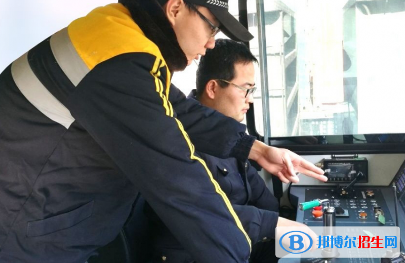 陕西2023年中专有什么专业适合男孩子