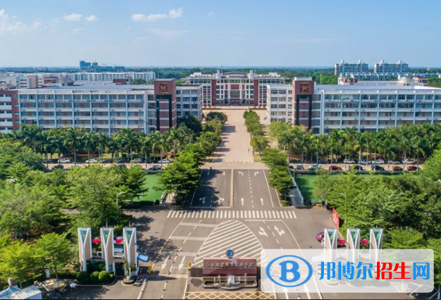 2022海口市高职院校排名(校友会)