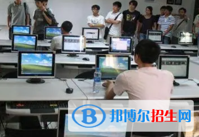 广东2023年现在计算机学校学啥好