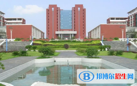 湖南工业职业技术学校宿舍条件好不好?(宿舍条件)