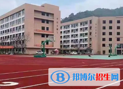 杭州2023年中专读多少年