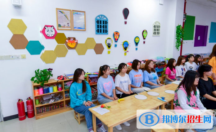 重庆2023年读中专学校学什么专业好