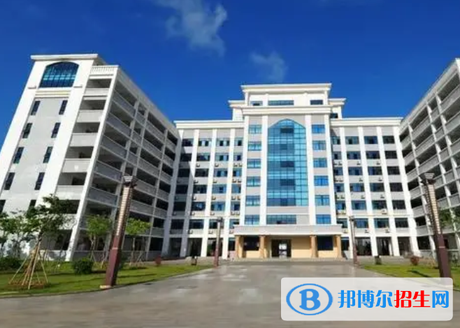 海南语言类大学有哪些？(附名单)