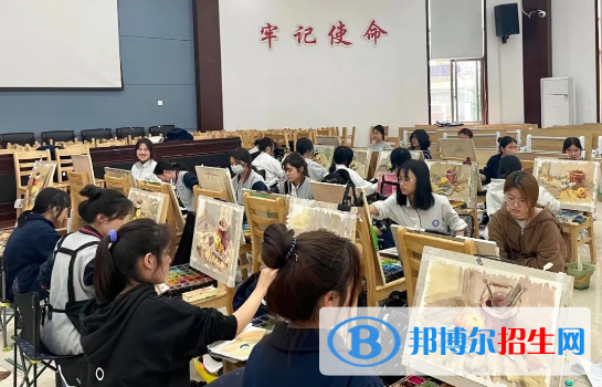 浙江2023年中专有用吗