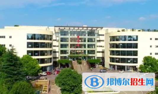 三峡大学科技学院是不是双一流大学？