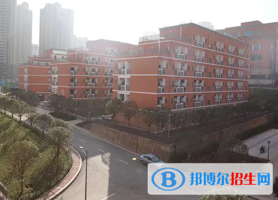 重庆2023年读中专学校可以考大学吗
