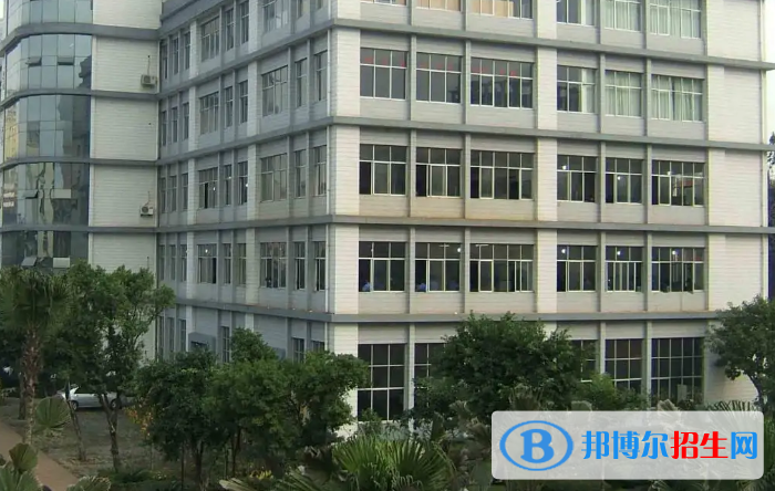 重庆2023年读中专学校好不好