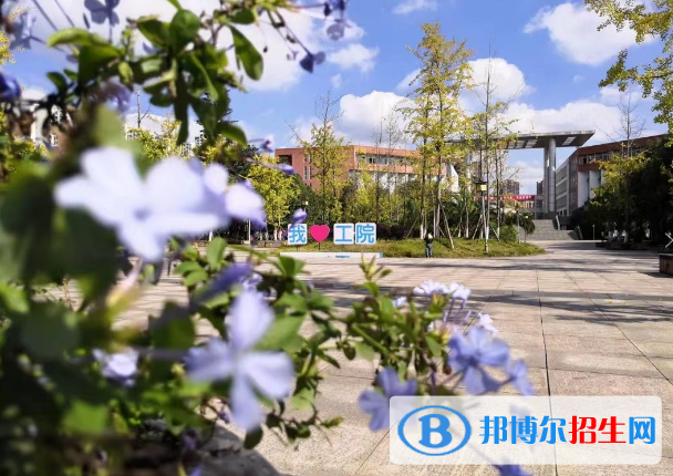 四川排名前十的职业技术学校是哪些？四川高职院校排名