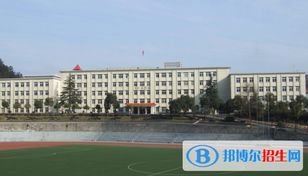 湖北汽车工业学院科技学院是不是双一流大学？