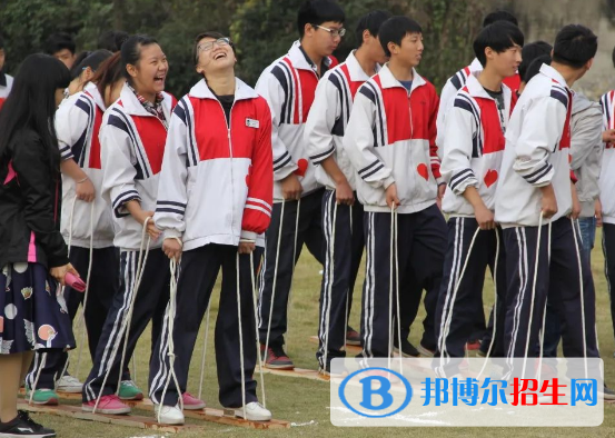 杭州2023年中专与高中的区别