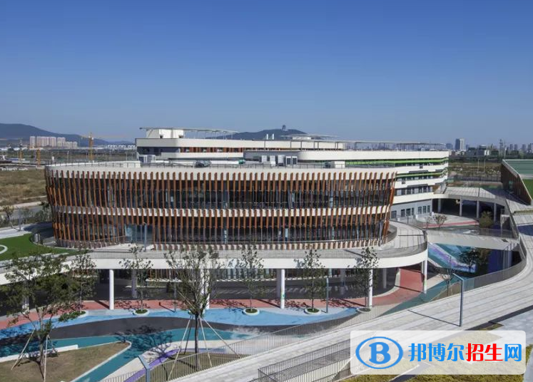 上海STEAM北美高中靠谱吗2