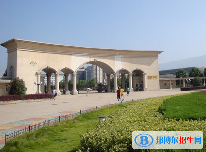 安庆师范大学是不是985大学？