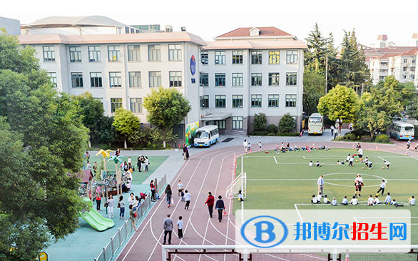 上海耀中国际学校初中部2023年学费标准