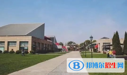 上海耀中国际学校初中部2023年课程体系