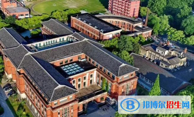 上海美国国际学校初中部2023年入学条件2
