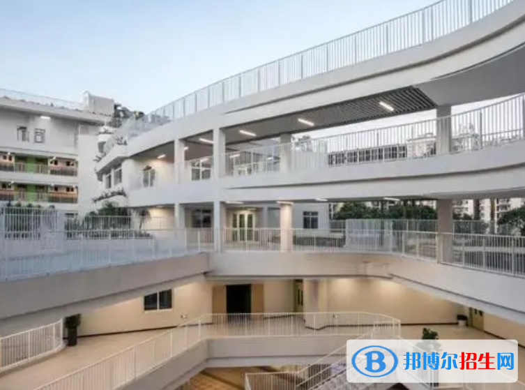 上海万科双语学校初中部2023年学费标准