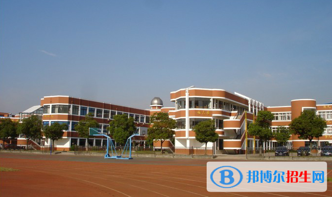 张家港市乐余高中录取分数线(2022张家港市乐余高中)