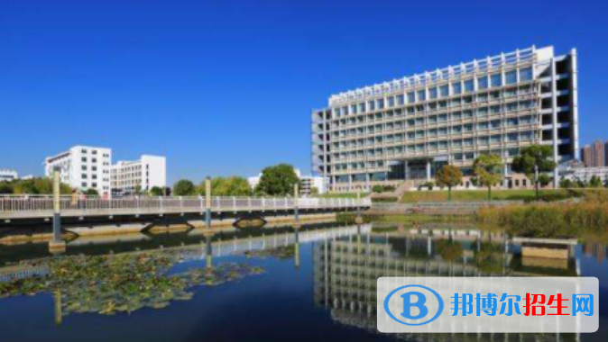 蚌埠工商学院是不是双一流大学？ 