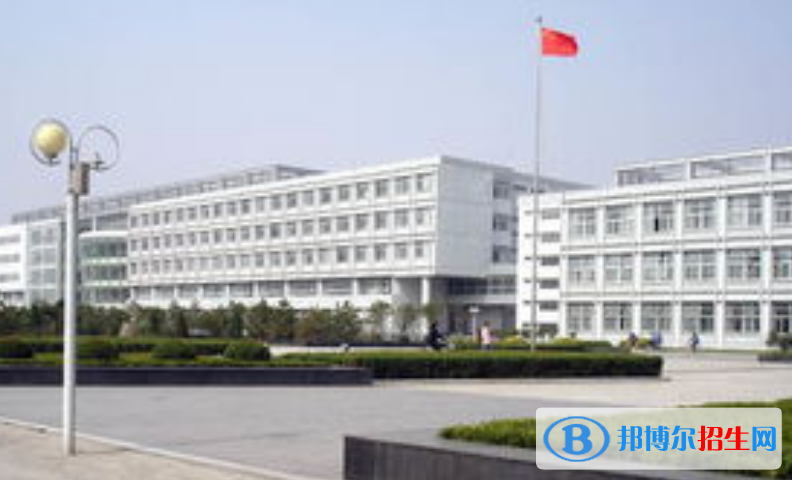 燕山大学里仁学院是不是双一流大学？