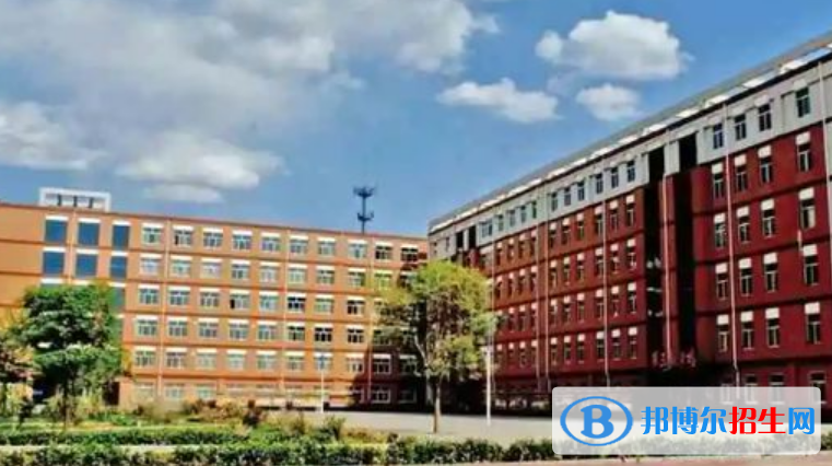保定理工学院是不是双一流大学？