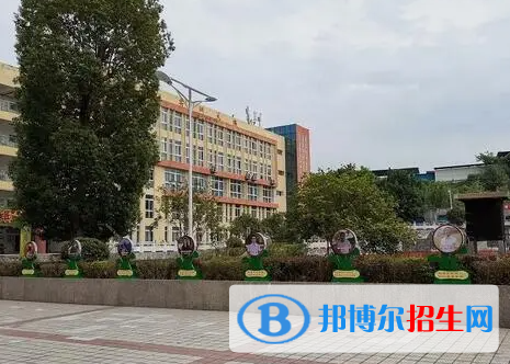 重庆市丰都县职业教育中心2023年有哪些专业