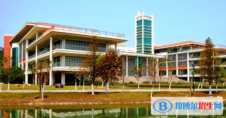 厦门大学嘉庚学院是几本？是985和211吗？
