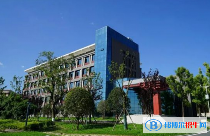 湖南理工学院南湖学院是几本？是985和211吗？