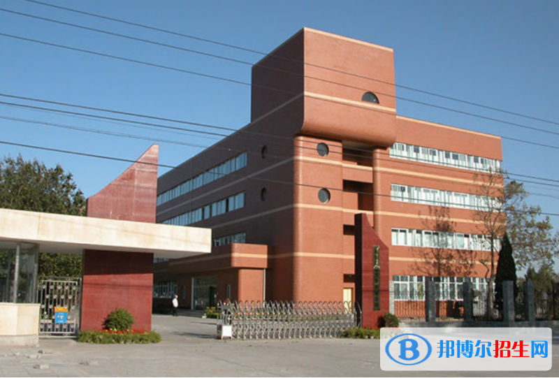 北京工业大学耿丹学院是几本？是985和211吗？