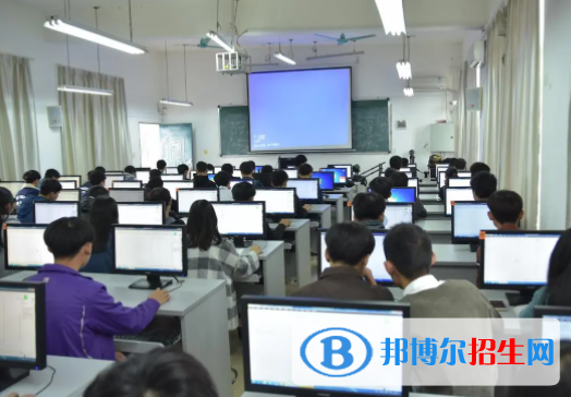 南通纵横国际职业技术学校2023年招生办联系电话