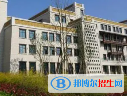 绵阳泛美飞行职业技术学校2023年招生办联系电话