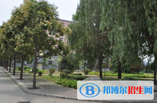 西安东方艺术职业学校2023年招生办联系电话