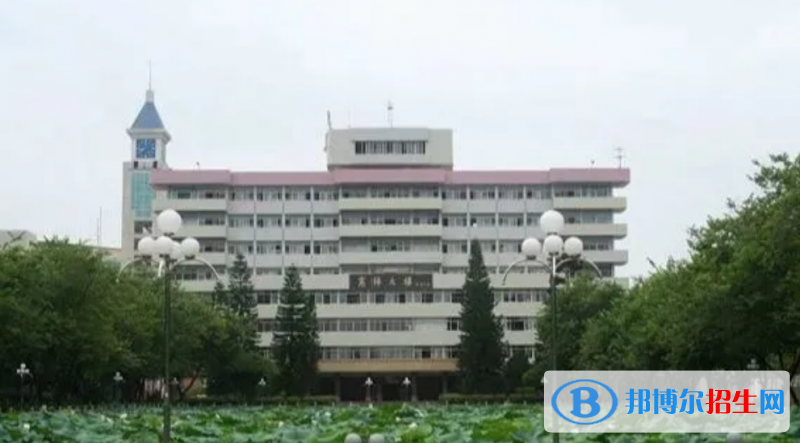 嘉应学院是几本？是985和211吗？