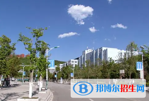 2023年盘县职业技术学校学费、收费多少 