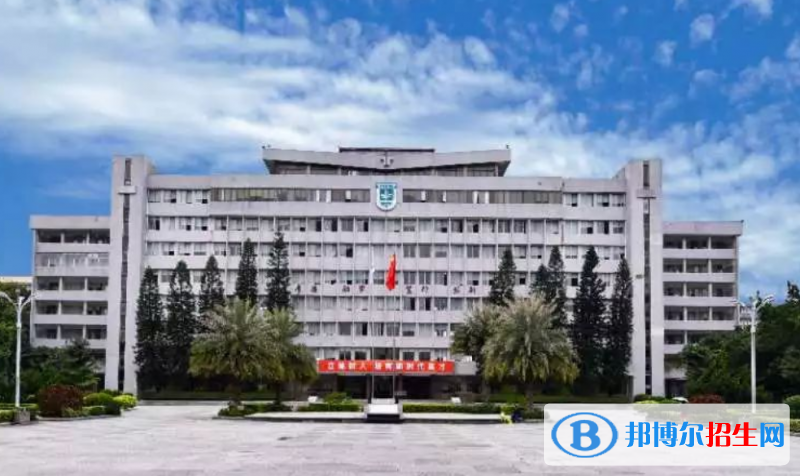 广东财经大学是几本？是985和211吗？
