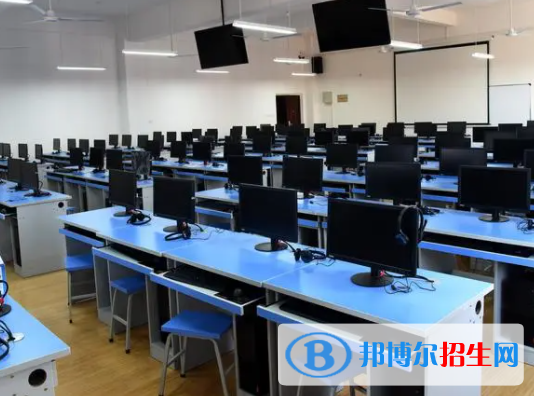 2023年广东外语艺术职业学院（中专部）网站网址