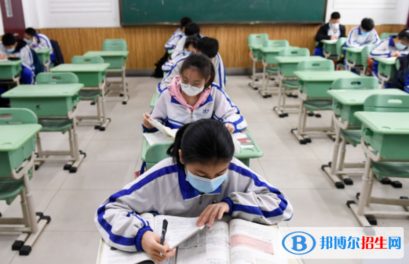 高考满分作文：学会生存（3篇）