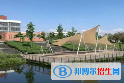 四川水利水电技师学院地址在哪里，哪个地区，哪个城市?