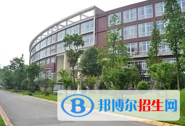 乐山商务技工学校地址在哪里，哪个地区，哪个城市?