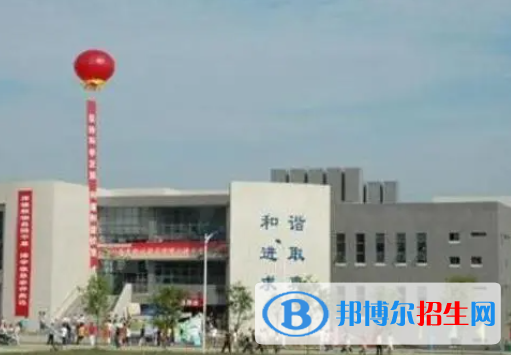 南充交通技工学校地址在哪里，哪个地区，哪个城市?