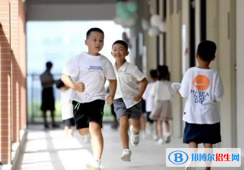 高考优秀作文:以国学为话题（3篇）
