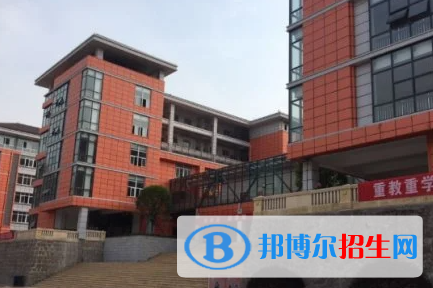2023达州技师学院多少钱(学费明细)