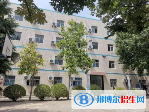 2023杨凌师范学校多少钱(学费明细)