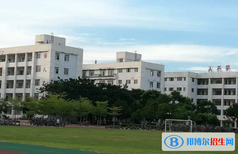 临高县第二中学地址在哪里，哪个地区，哪个城市