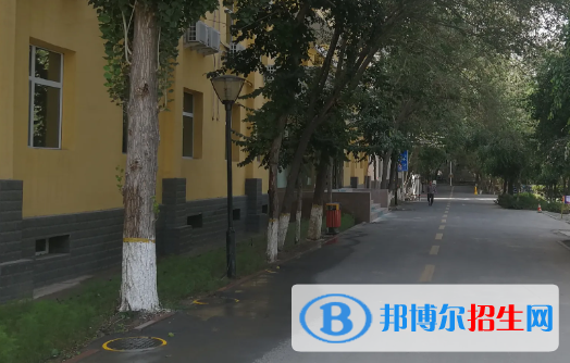 2023计算机平面设计专业的乌鲁木齐中职学校有哪些？